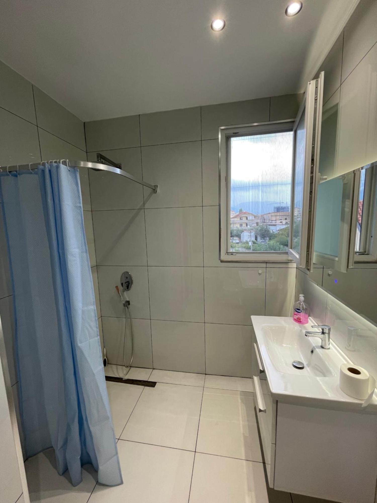 Franco Apartments Tirana Esterno foto